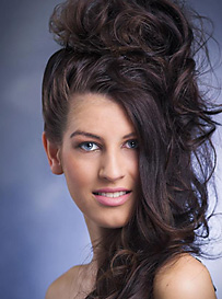 photo from hair model Liza Woman