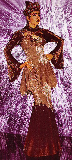 copper silver fantasy robe in 'New Romance' style from the collection 'Germany - a winter fairy tale' of the category 'German fashion art' with name 'Crystal' designed of Lamè